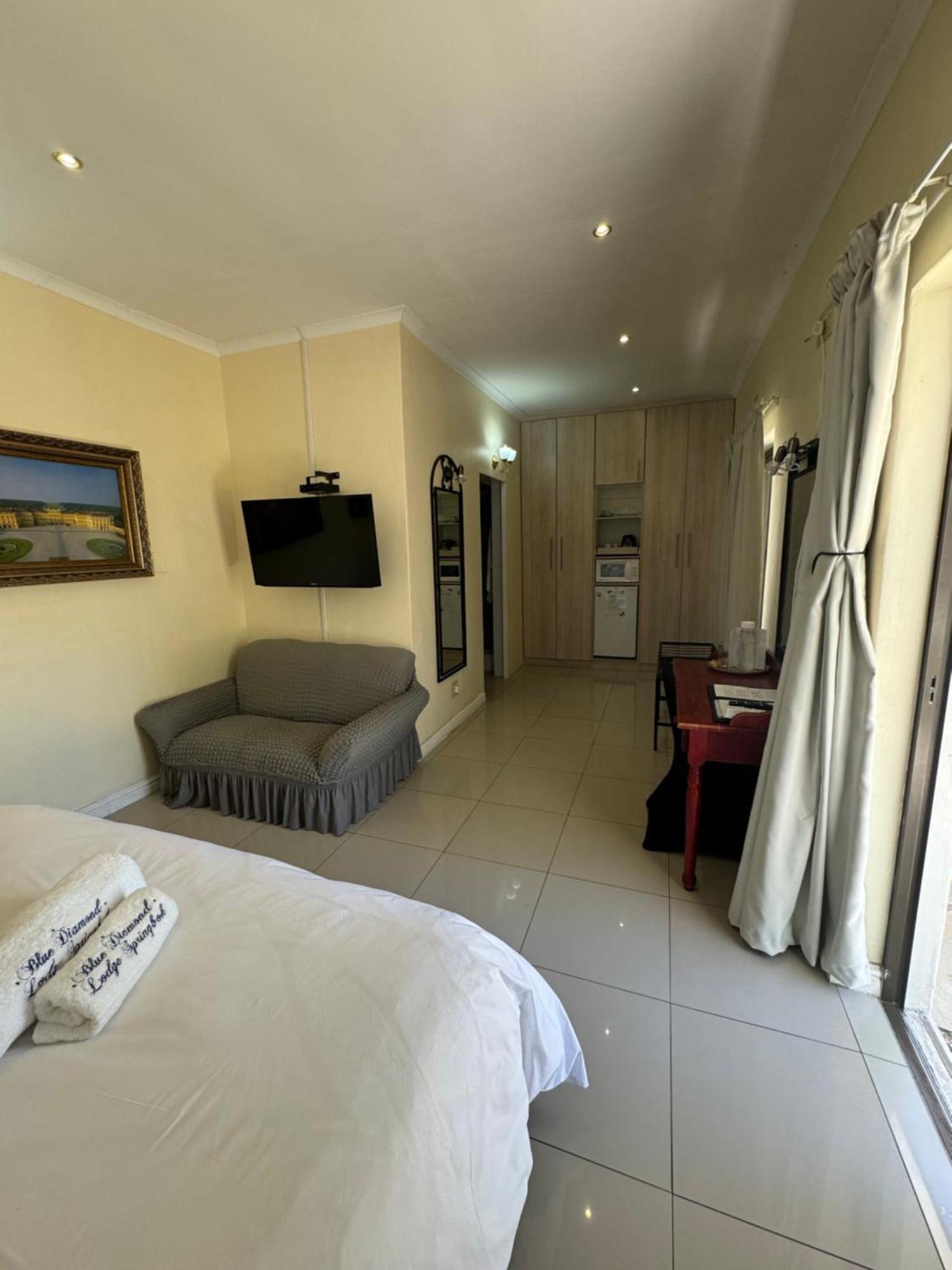 Blue Diamond Lodge & Spa Springbok Exterior photo