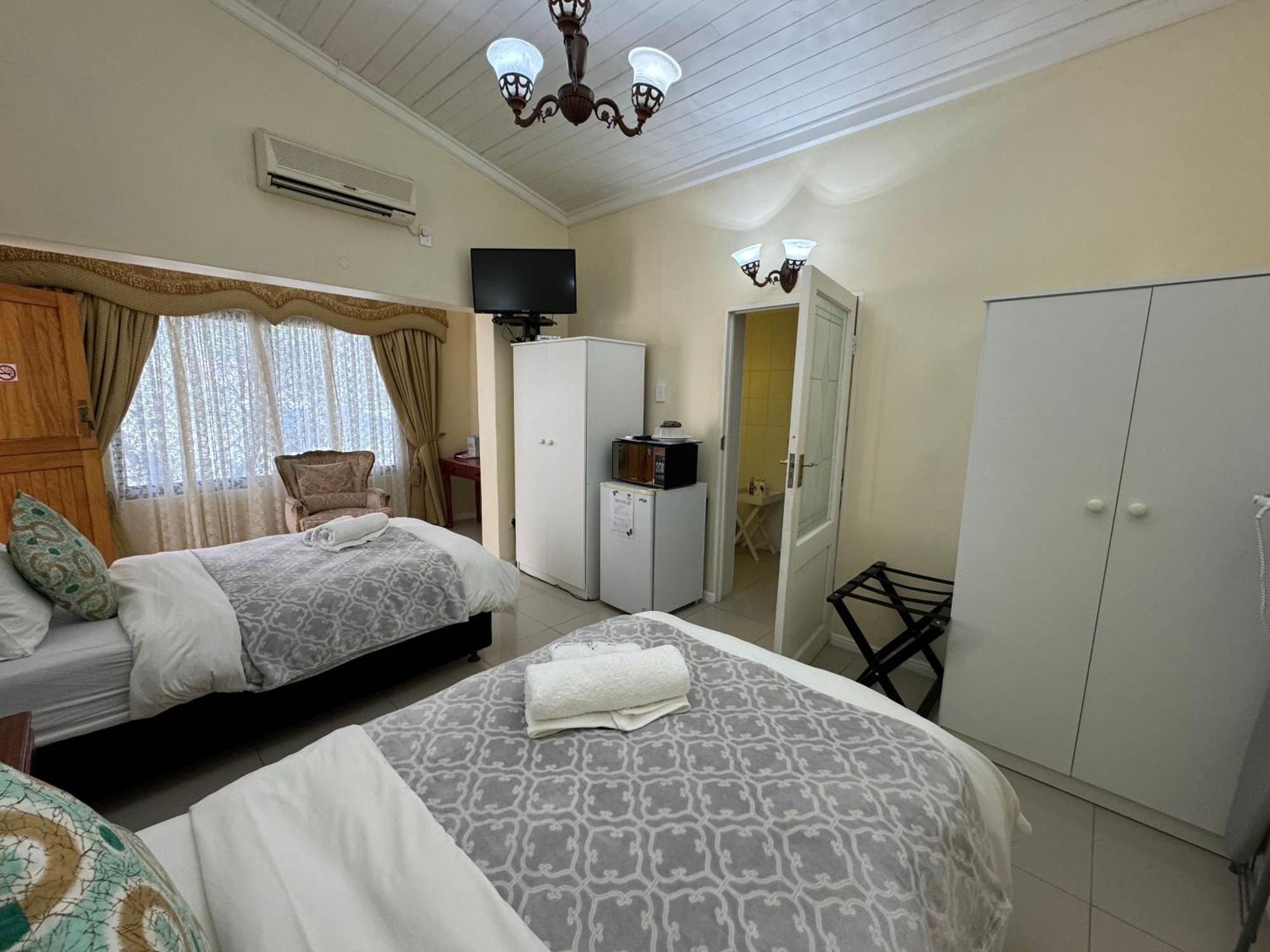 Blue Diamond Lodge & Spa Springbok Exterior photo